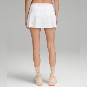 Lululemon pace rival skirt, size 2, white